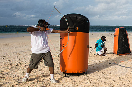 Team building on Beach 02